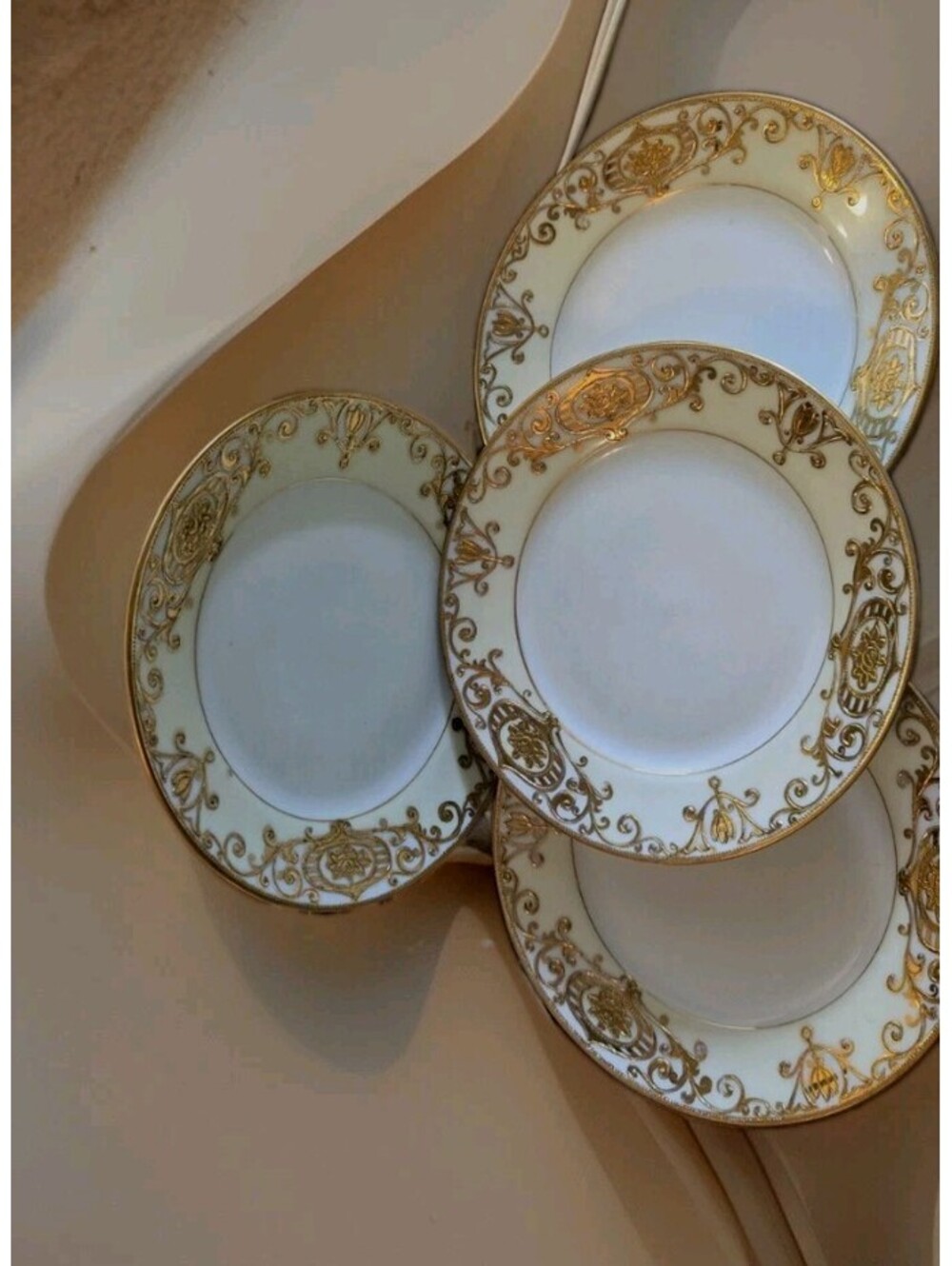 Vintage Noritake Nippon 175 16034 Christmas Ball 6.5" Bread Plate Pristine Gold